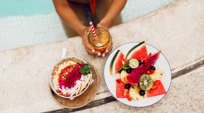 Calor: Alimentos e Bebidas Aliados da Saúde no Verão
