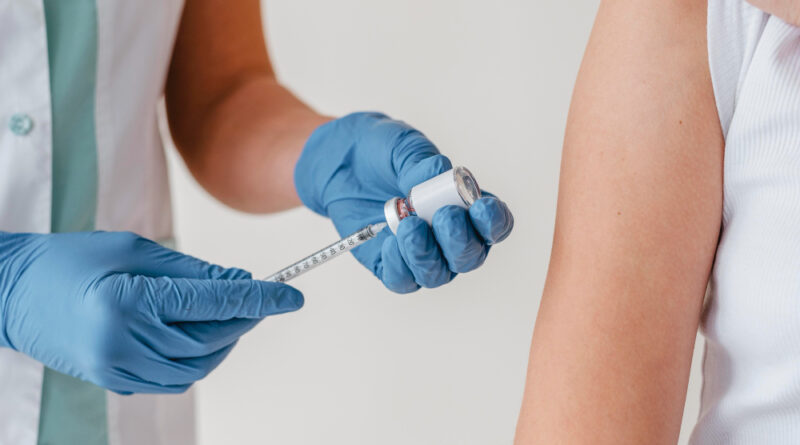 Gripe, Covid-19, Pneumococo e VSR: Entenda Quais Vacinas Tomar